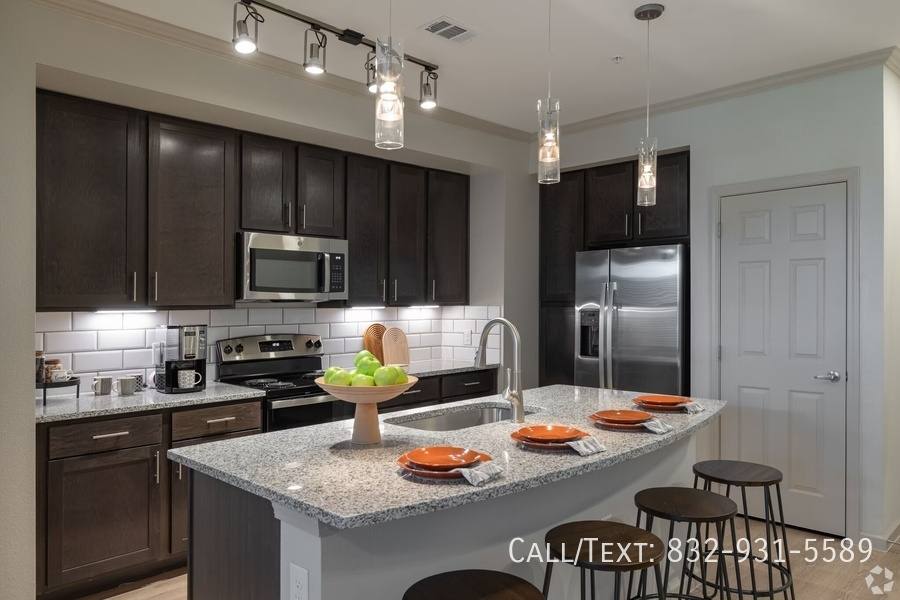 Apartment for rent at 5898 N Main St #GBY, Baytown, TX 77521