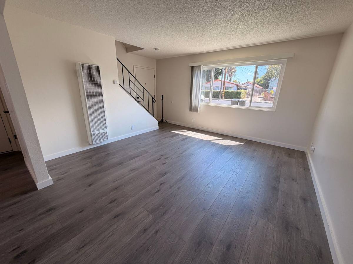 Apartment for rent at 22447 - 22453 S Garden, Hayward, CA 94541