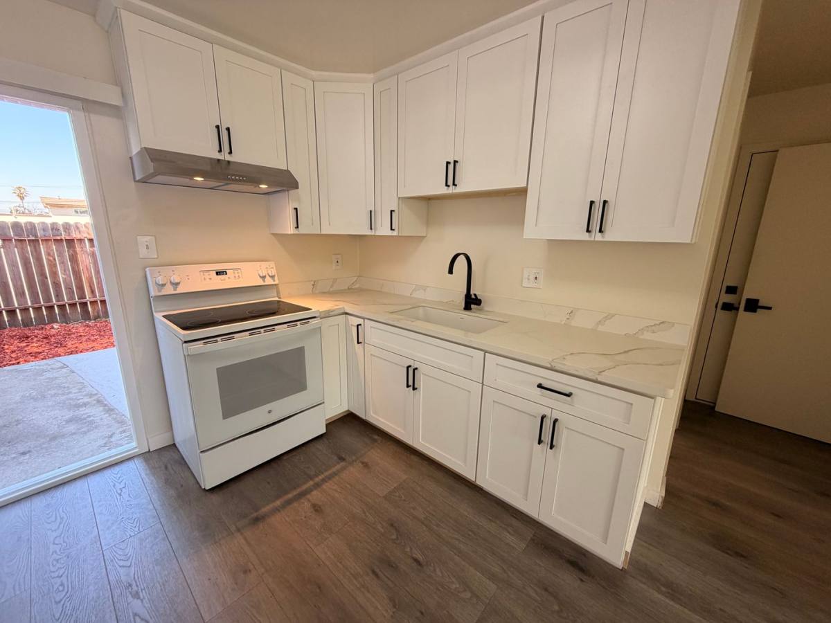 Apartment for rent at 22447 - 22453 S Garden, Hayward, CA 94541
