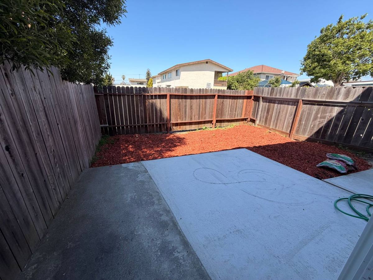Apartment for rent at 22447 - 22453 S Garden, Hayward, CA 94541