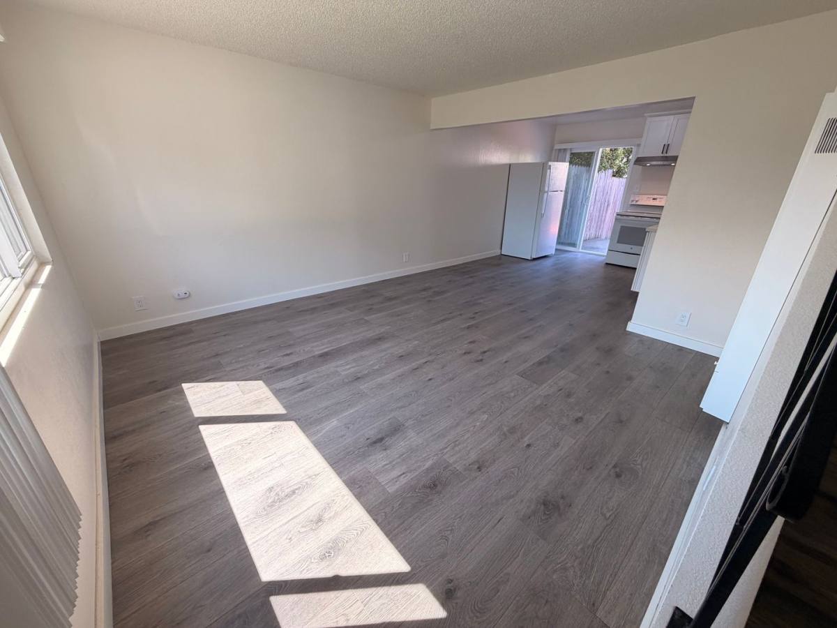 Apartment for rent at 22447 - 22453 S Garden, Hayward, CA 94541