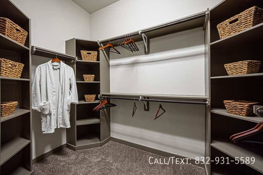 Apartment for rent at 898 Threadneedle St #AF2, Houston, TX 77079