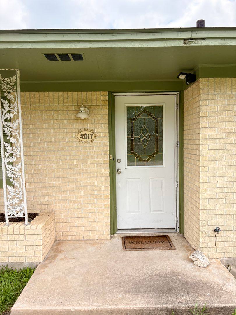 House for rent at 2017 S 13th St, Temple, TX 76504