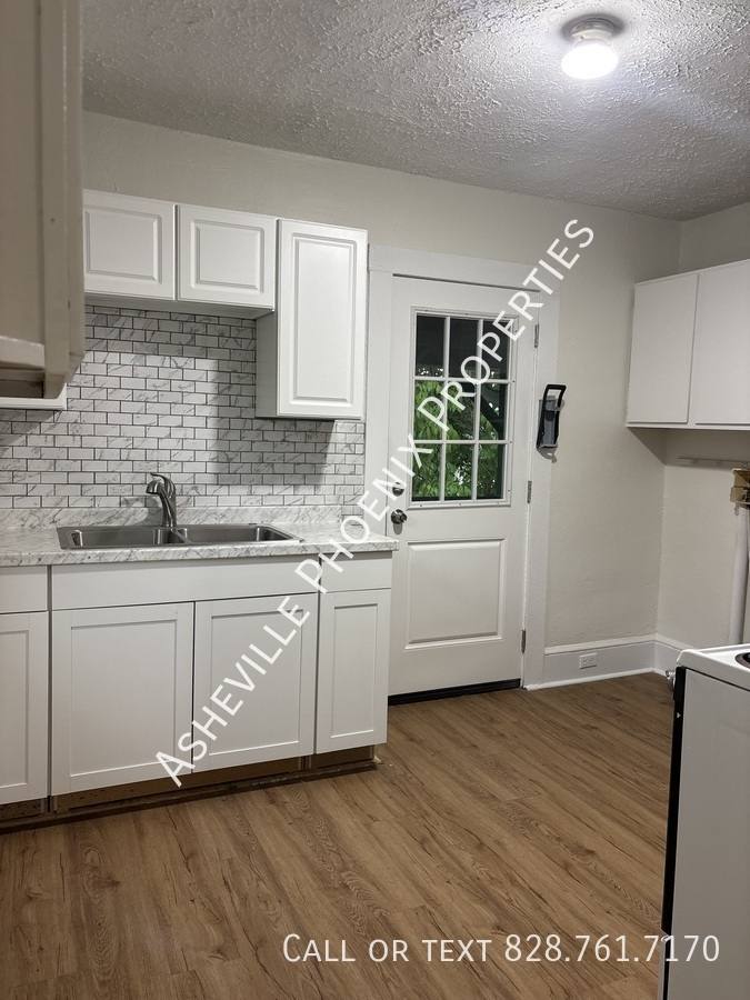 House for rent at 140 Fairview Ave, Asheville, NC 28803