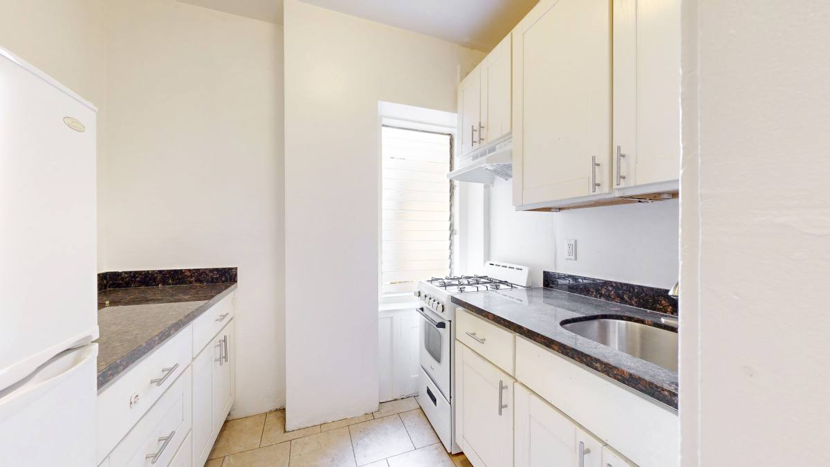 Apartment for rent at 422 Ellis St #404, San Francisco, CA 94102