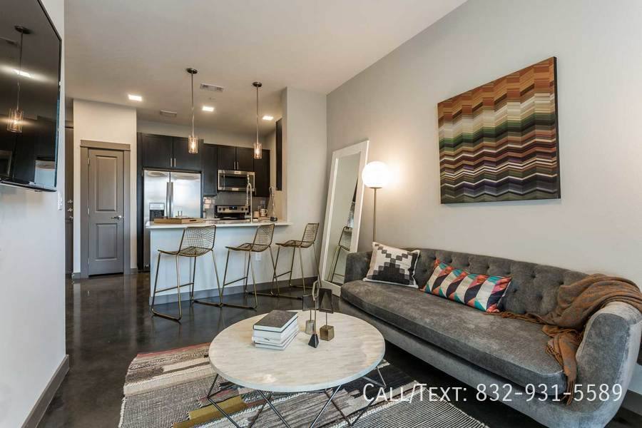 Apartment for rent at 1180 Patterson St #AZ1, Houston, TX 77007