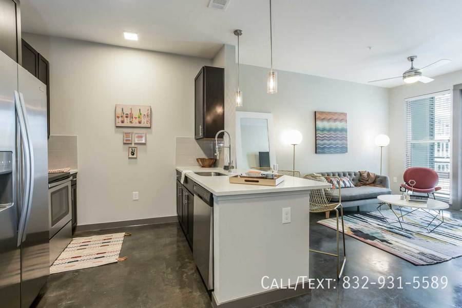 Apartment for rent at 1180 Patterson St #AZ1, Houston, TX 77007