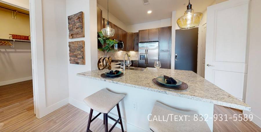 Apartment for rent at 1499 Crockett St #AJH2, Houston, TX 77007