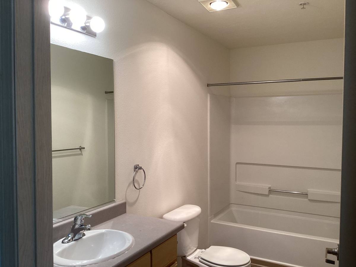 Apartment for rent at 16122 E Valleyway Ave, Veradale, WA 99037