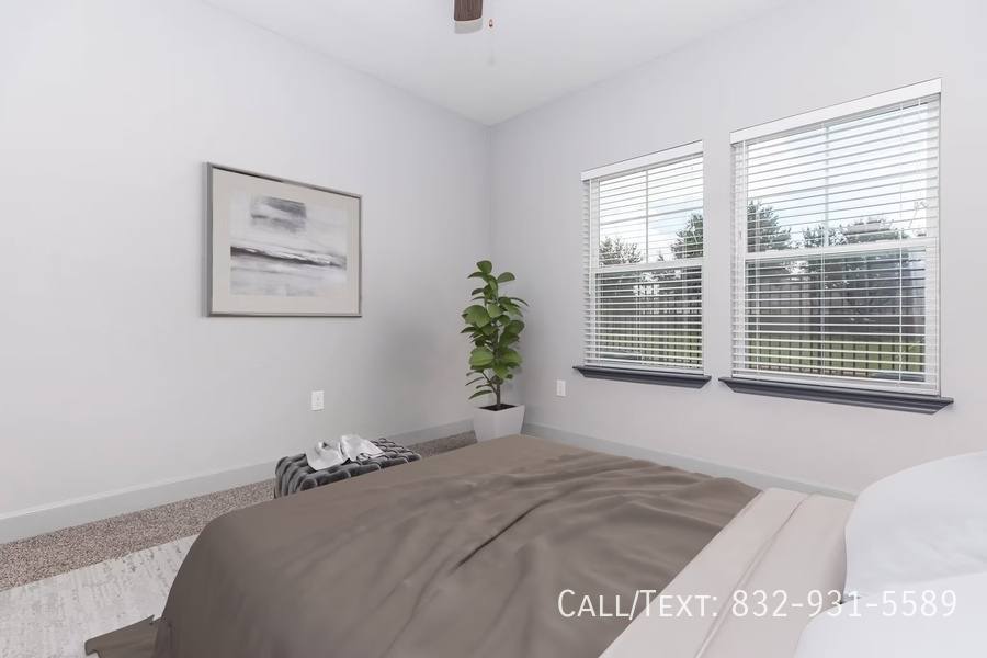 Apartment for rent at 13099 Fuqua St #FSL, Houston, TX 77034