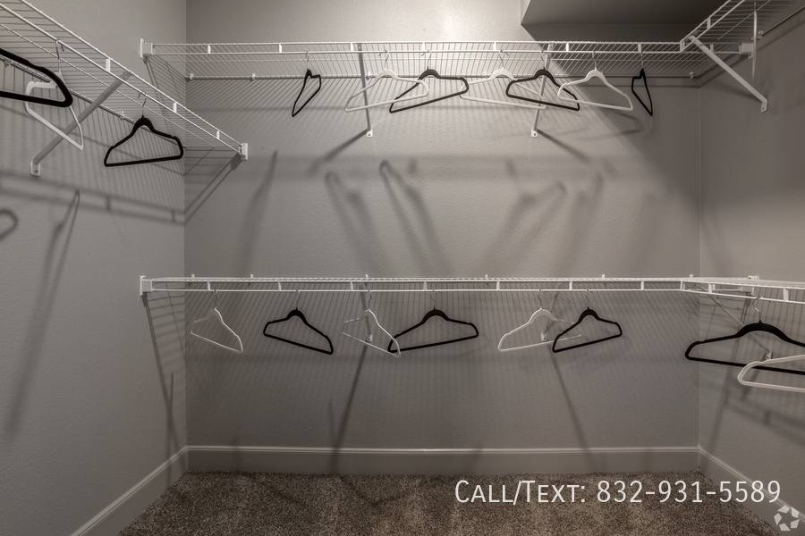 Apartment for rent at 13099 Fuqua St #FSL, Houston, TX 77034