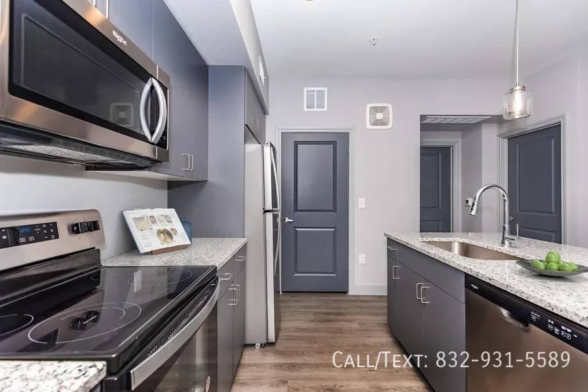 Apartment for rent at 13099 Fuqua St #FSL, Houston, TX 77034