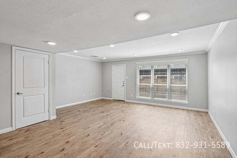 Apartment for rent at 9082 Westview Dr #11BL, Houston, TX 77055