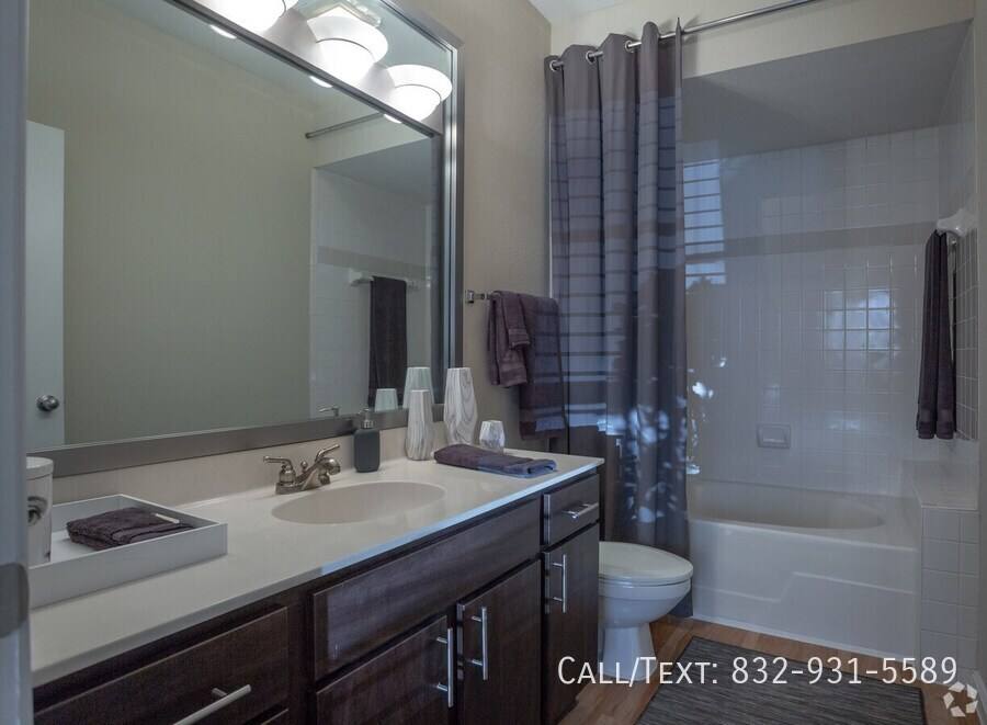 Apartment for rent at 5235 Wakeforest Ave #BELM1, Houston, TX 77005