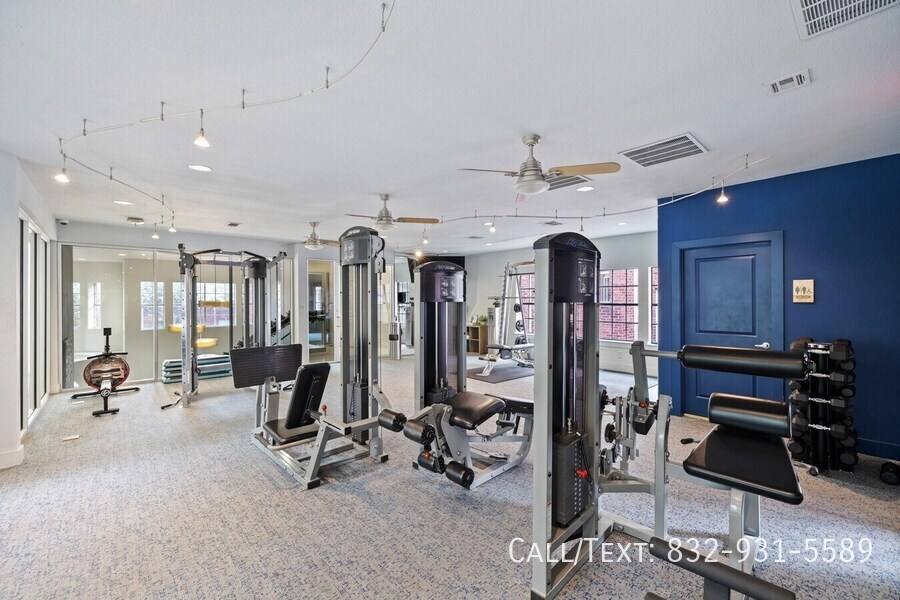 Apartment for rent at 5235 Wakeforest Ave #BELM1, Houston, TX 77005