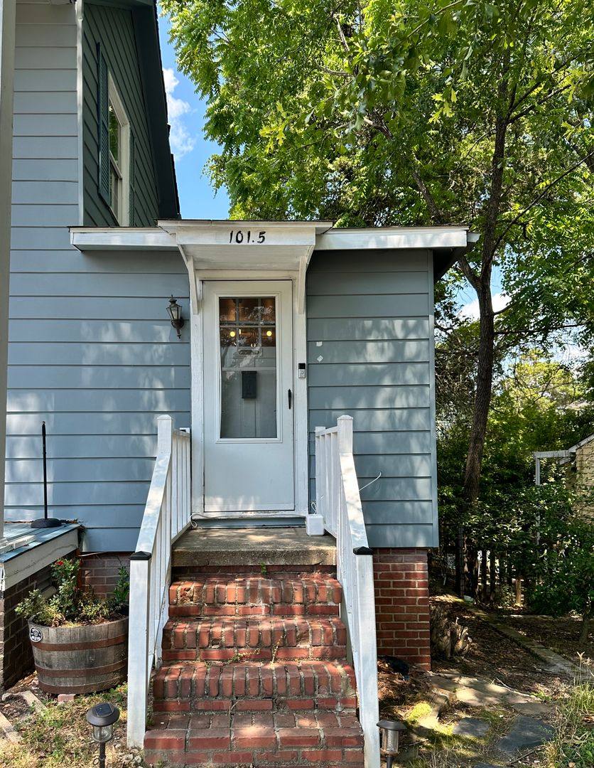 House for rent at 101-5 Griffin Ave, Williamsburg, VA 23185