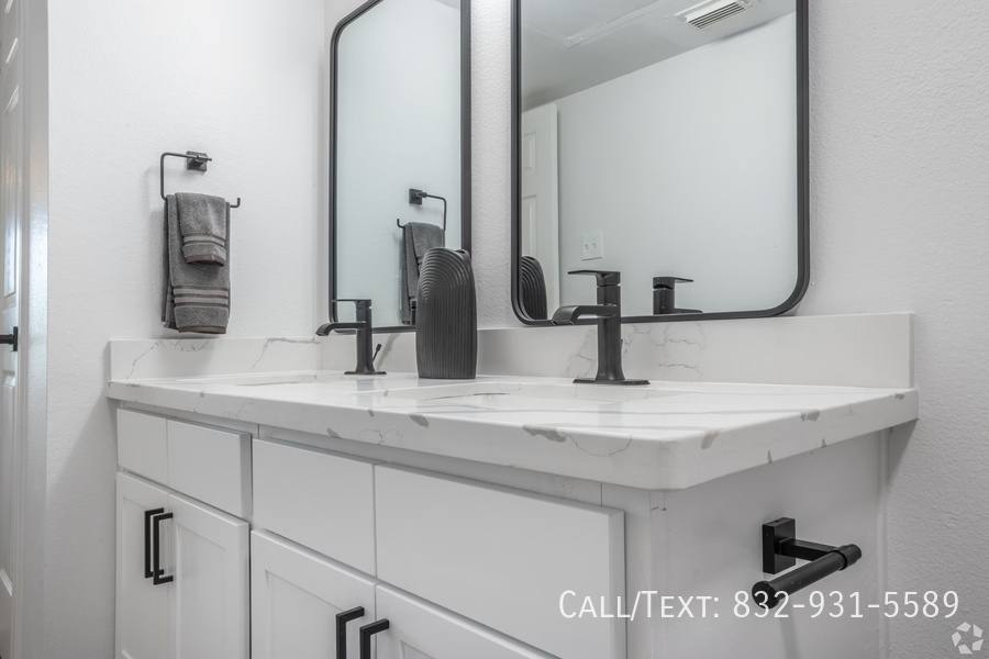 Apartment for rent at 398 Bammel Westfield Rd #LVE2, Houston, TX 77090