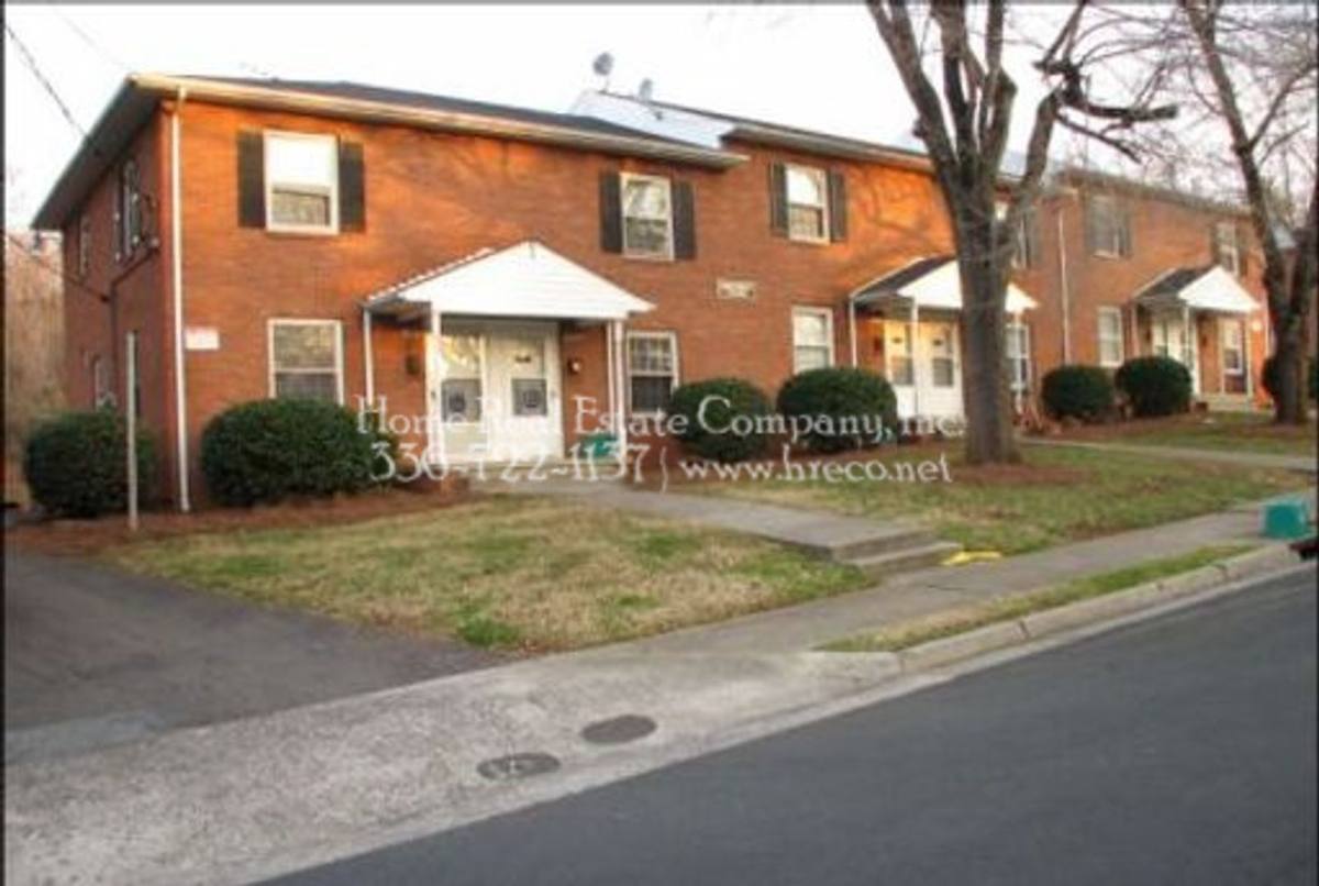 Townhouse for rent at 1601 W NW Blvd, Winston Salem, NC 27104