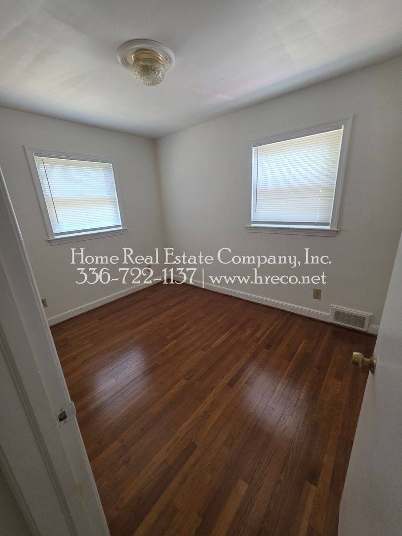 Townhouse for rent at 1601 W NW Blvd, Winston Salem, NC 27104