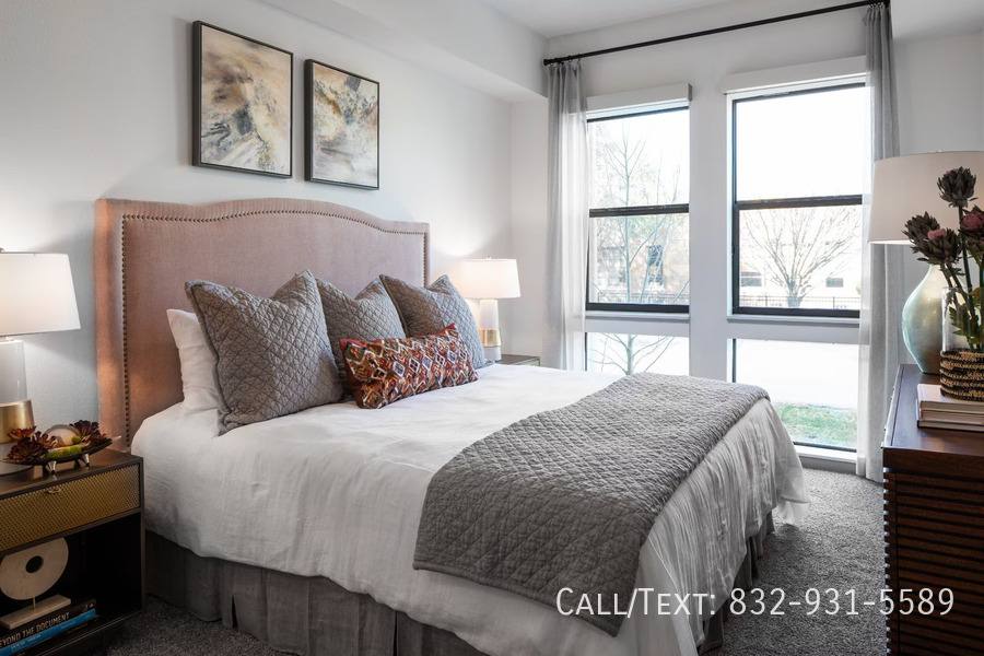 Apartment for rent at 2198 W 18th St #10HW, Houston, TX 77008