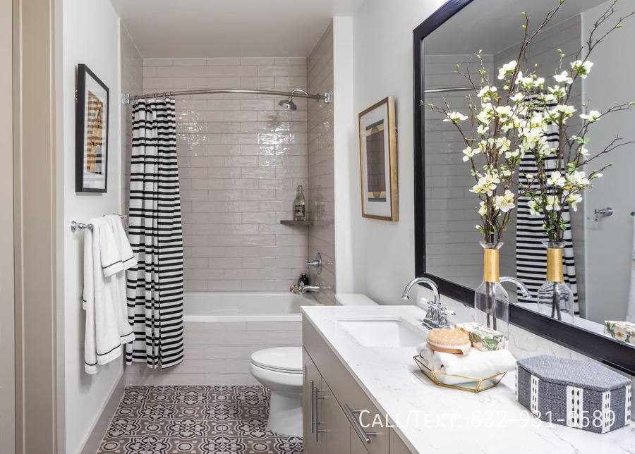 Apartment for rent at 2198 W 18th St #10HW, Houston, TX 77008