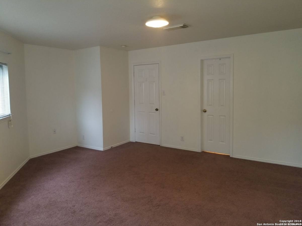House for rent at 30 Torreys Post, San Antonio, TX 78240