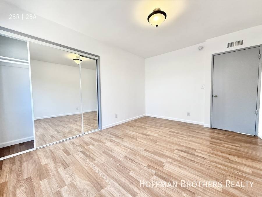 Apartment for rent at 5309 Agnes Ave #14, Valley Village, CA 91607