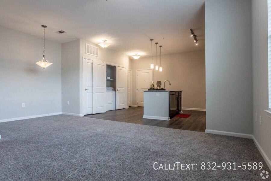 Apartment for rent at 11670 Spring Cypress Rd #SCSC1, Tomball, TX 77377