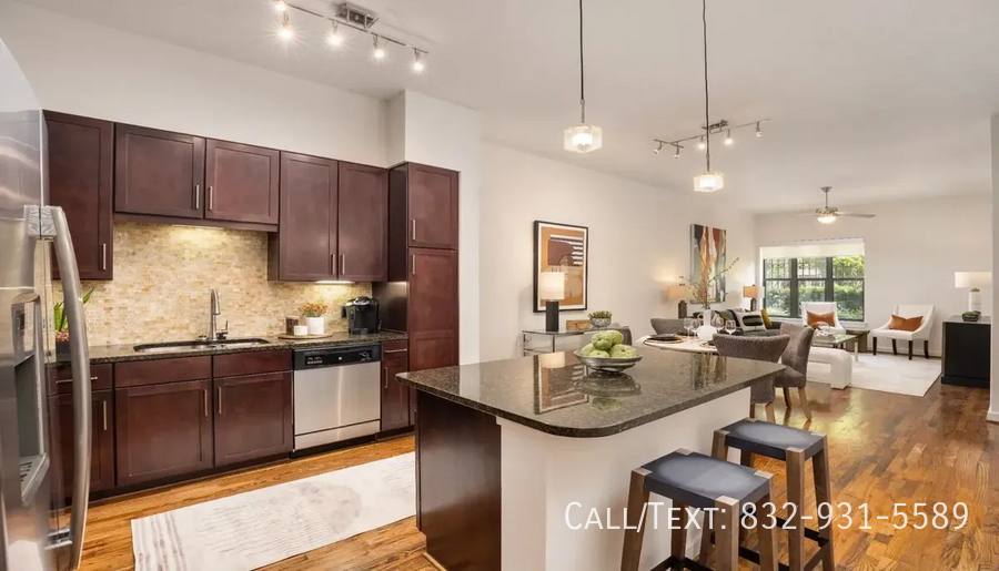 Apartment for rent at 500 Sage Rd #19YT2, Houston, TX 77056