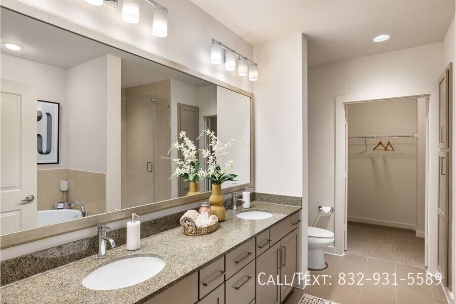 Apartment for rent at 500 Sage Rd #19YT2, Houston, TX 77056