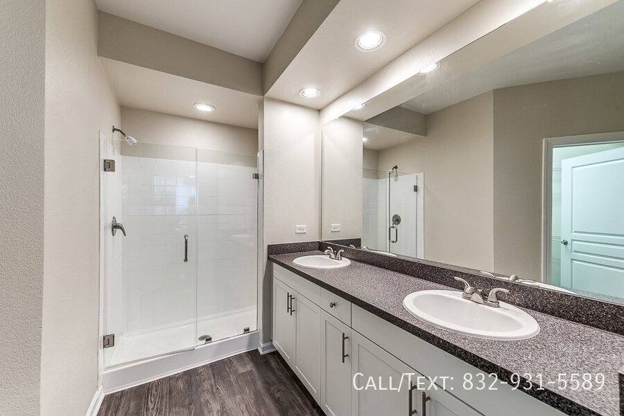 Apartment for rent at 13201 Skinner Rd #CCG, Cypress, TX 77429