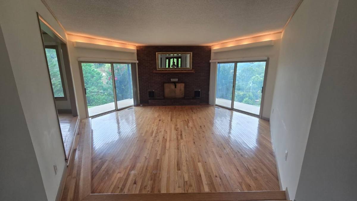 House for rent at 139 Eight Point Dr, Sylva, NC 28779