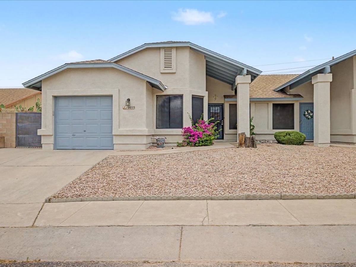 Townhouse for rent at 10055 E Desert Aire Dr, Tucson, AZ 85730