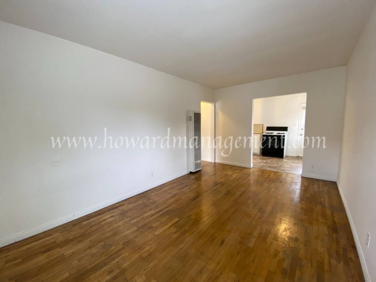 Apartment for rent at 4440 S Centinela Ave, Los Angeles, CA 90066