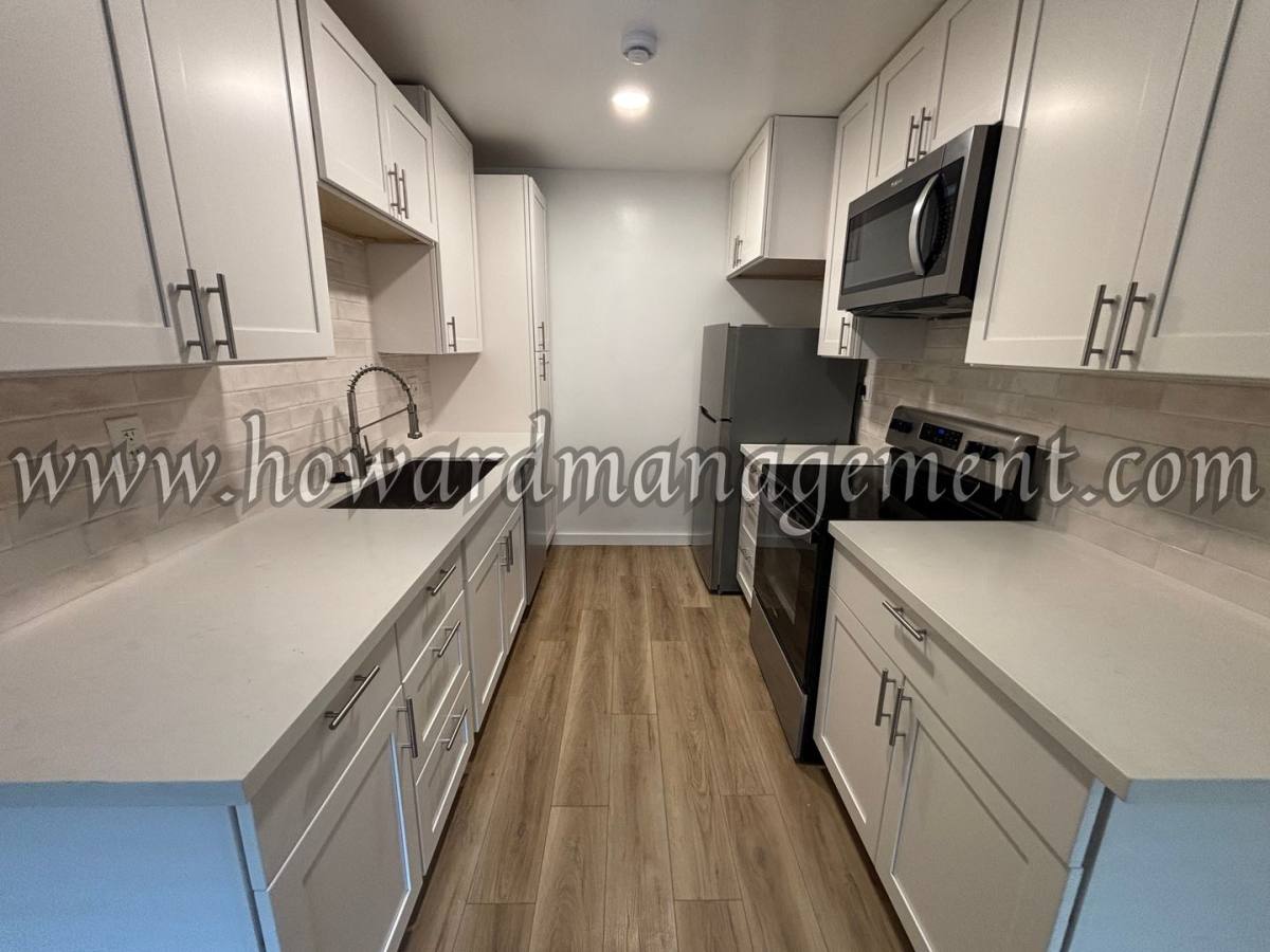Apartment for rent at 1302 Euclid St, Santa Monica, CA 90404