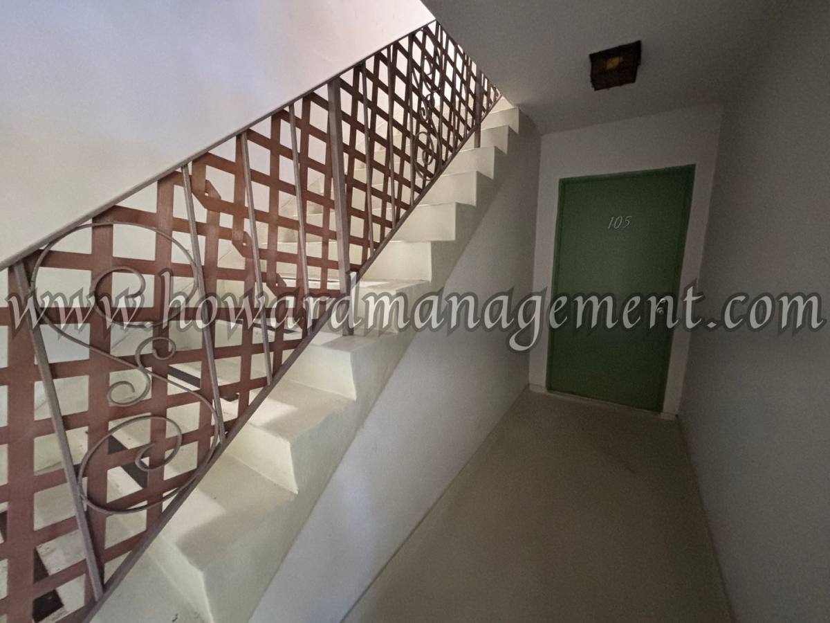 Apartment for rent at 1302 Euclid St, Santa Monica, CA 90404
