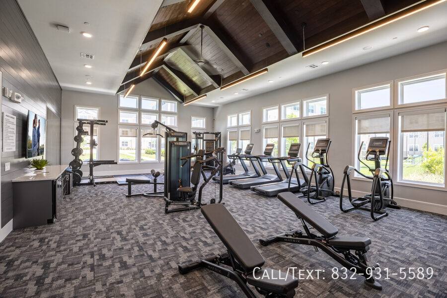 Apartment for rent at 10829 Hammerly Blvd #ABC3, Houston, TX 77043
