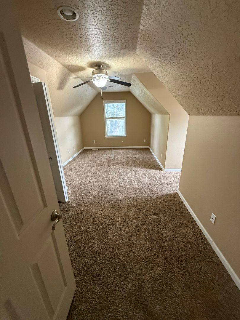 House for rent at 1124 N Newcreek, Meridian, ID 83642