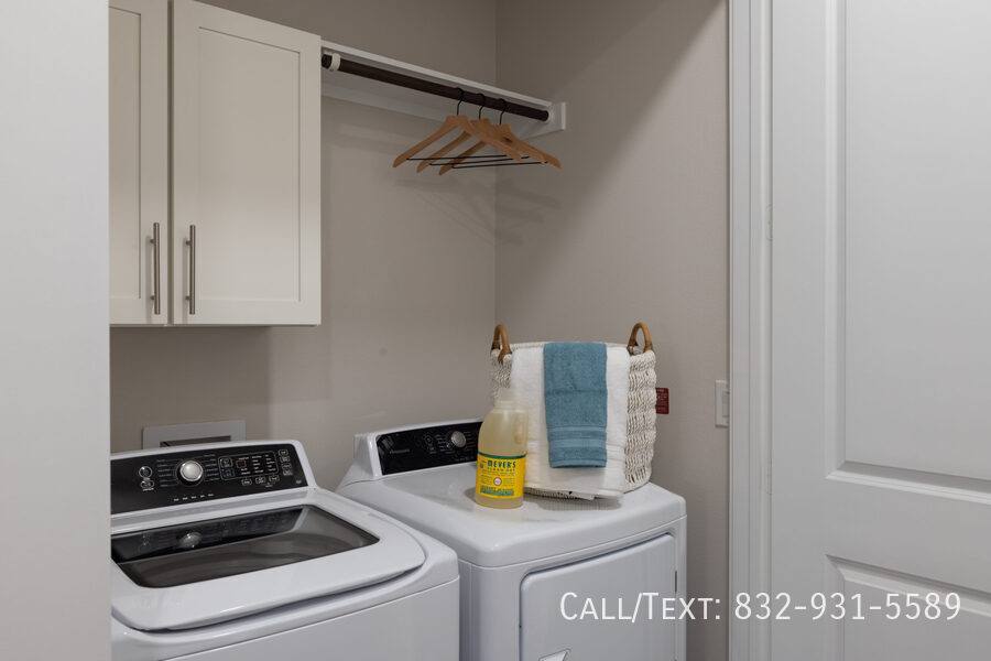 Apartment for rent at 701 Cohn St #AM2, Houston, TX 77007