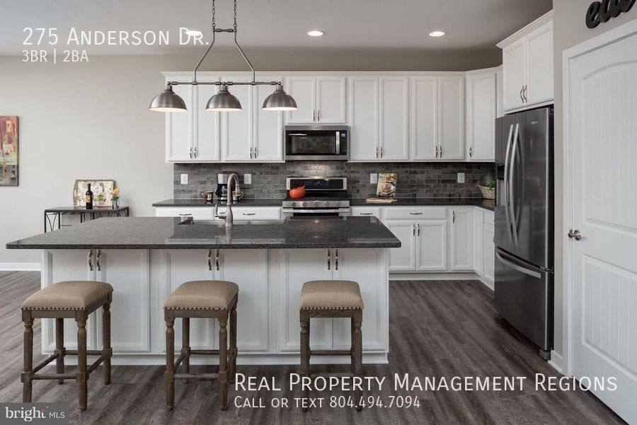 House for rent at 275 Anderson Dr, Fredericksburg, VA 22405