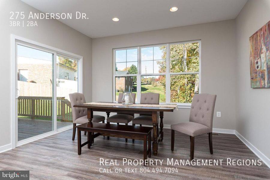 House for rent at 275 Anderson Dr, Fredericksburg, VA 22405