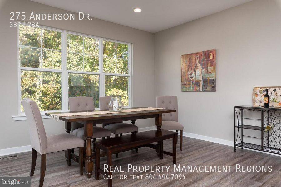 House for rent at 275 Anderson Dr, Fredericksburg, VA 22405