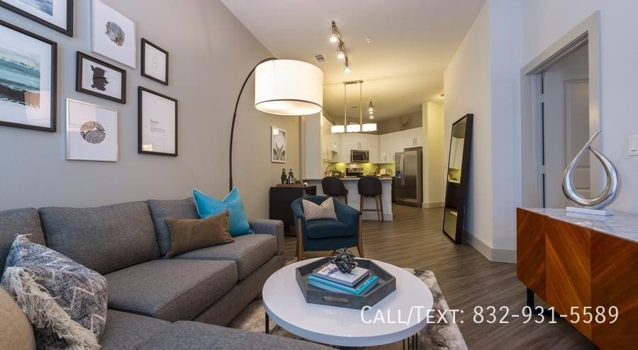 Apartment for rent at 4101 Greeley St #ECM, Houston, TX 77006