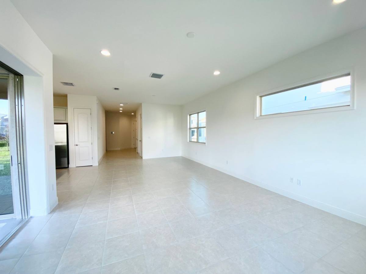 House for rent at 13270 Bromborough Dr, Orlando, FL 32832