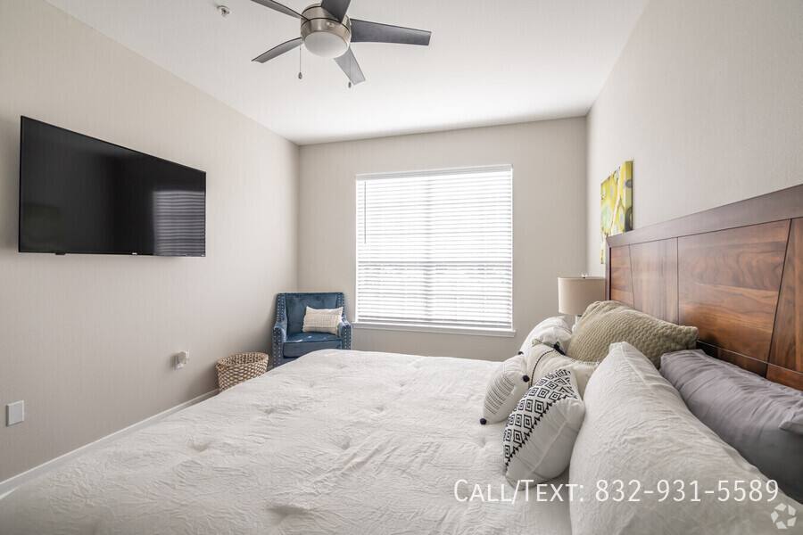 Apartment for rent at 11000 Shadow Creek Parkway #28T, Pearland, TX 77584