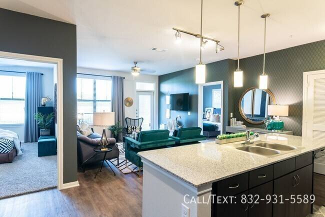 Apartment for rent at 1000 Auburn Knoll Ave #HLH, Houston, TX 77049