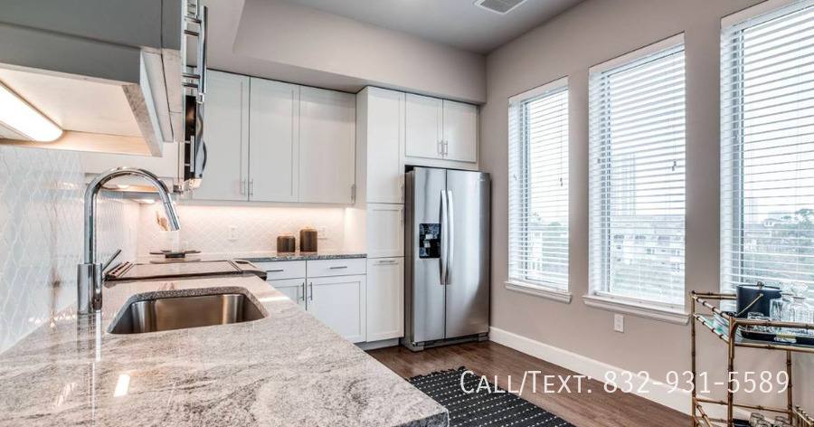 Apartment for rent at 4316 Almeda Rd #BEMR, Houston, TX 77004