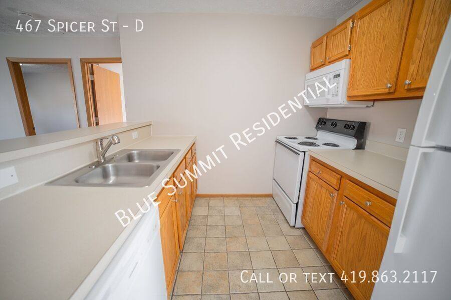 Apartment for rent at 467 Spicer St #D, Akron, OH 44311