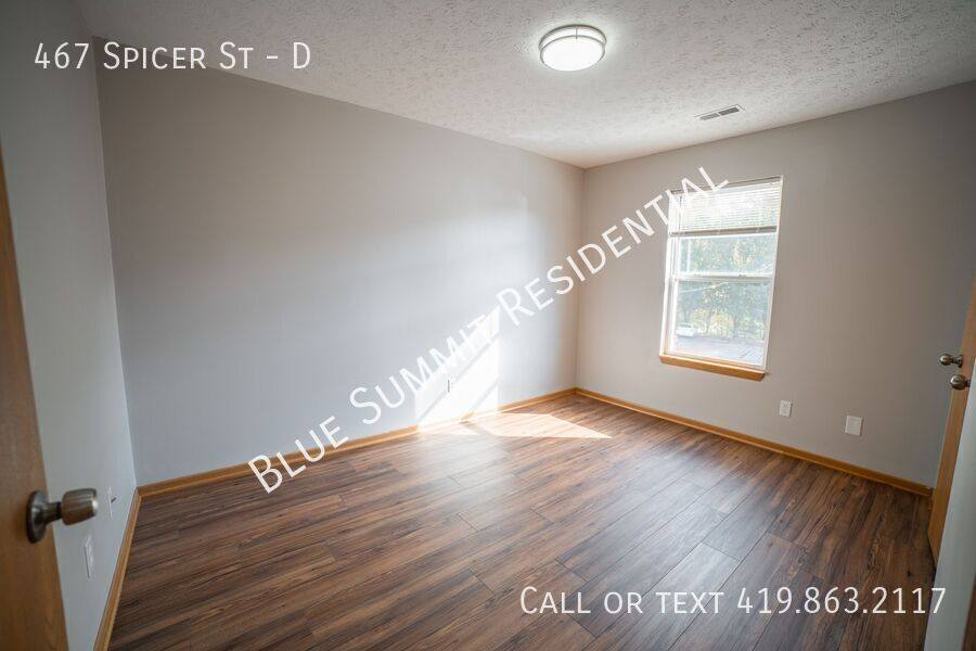 Apartment for rent at 467 Spicer St #D, Akron, OH 44311