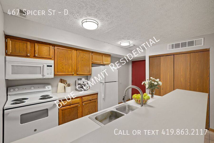 Apartment for rent at 467 Spicer St #D, Akron, OH 44311